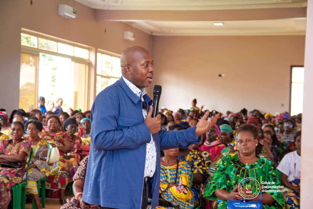 Jean Bakomito rencontre 1 500 mamans